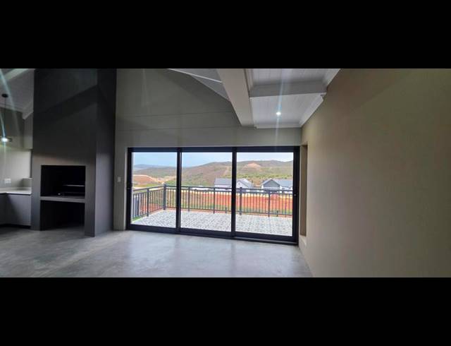 3 BEDROOM HOUSE FOR SALE IN OUTENIQUASBOSCH